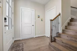 10614 Cascade Ledge Ln, Houston, TX 77025 - Photo 2