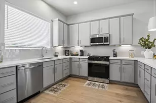 10614 Cascade Ledge Ln, Houston, TX 77025 - Photo 8