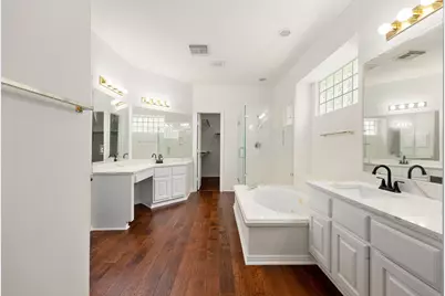 9423 Walnut Brook Court, Houston, TX 77040 - Photo 18