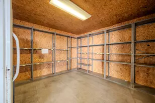 619 E Jackson St, El Campo, TX 77437 - Photo 40