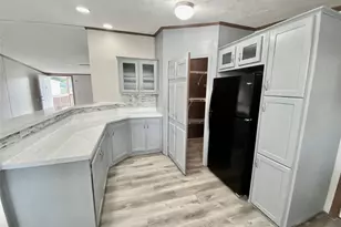 9635 Cedar Ridge Ct, Willis, TX 77318 - Photo 6