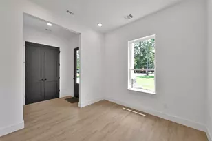 6422 Sugar Bush Dr, Magnolia, TX 77354 - Photo 18