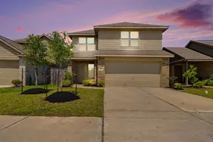 9106 Burnet Flds Dr, Baytown, TX 77521 - Photo 1