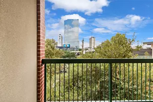 300 St Joseph Pkwy, Houston, TX 77002 - Photo 4