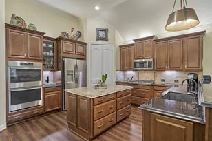 11 S Sandbells Park Ln, Montgomery, TX 77316 - Photo 16