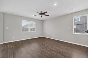 2404 Shellcracker Dr, Conroe, TX 77384 - Photo 4