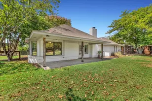 419 Ryan Ave, Burleson, TX 76028 - Photo 40