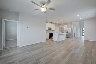 17613 Rosette Grass Dr, Conroe, TX 77385 - Photo 8