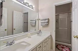 215 Ridgemont Dr, Alvin, TX 77511 - Photo 26