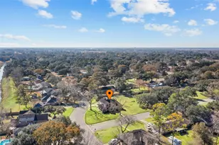 215 Ridgemont Dr, Alvin, TX 77511 - Photo 30