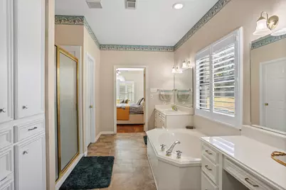 215 Ridgemont Drive, Alvin, TX 77511 - Photo 20