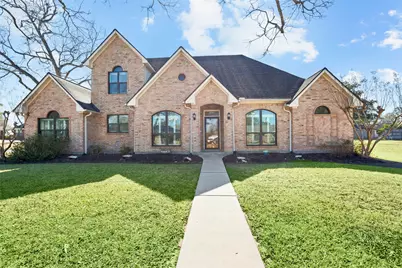 215 Ridgemont Drive, Alvin, TX 77511 - Photo 1