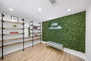 1120 W 21st St, Houston, TX 77008 - Photo 4