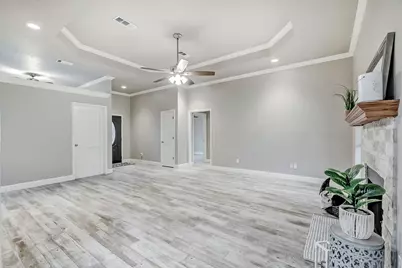 156 Corbett Street, Vidor, TX 77662 - Photo 8