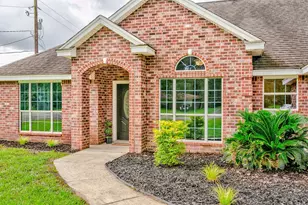 156 Corbett St, Vidor, TX 77662 - Photo 4