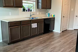 4310 Sand Pebble Ln, Baytown, TX 77521 - Photo 6