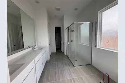 9422 Pacific Crest Court, Atascocita, TX 77365 - Photo 4