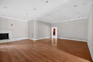 6 Heritage Ct, Houston, TX 77024 - Photo 6