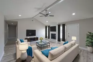 9315 Fairdale Ln, Houston, TX 77063 - Photo 6