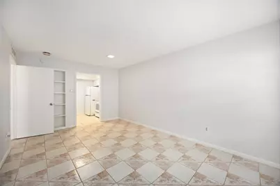 2250 Bering Drive #101, Houston, TX 77057 - Photo 6