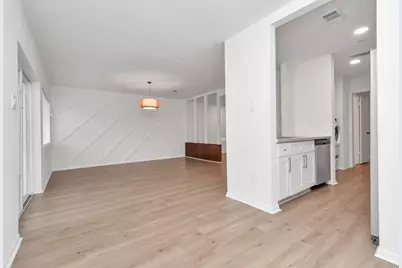 1365 Country Place Drive, Houston, TX 77079 - Photo 10