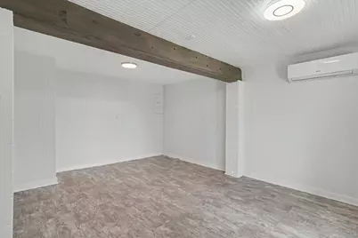 370 Ling Street, Bayou Vista, TX 77563 - Photo 12