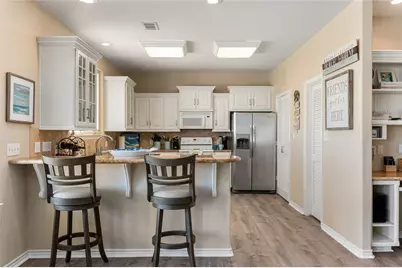 200 Mobile, Crystal Beach, TX 77650 - Photo 14