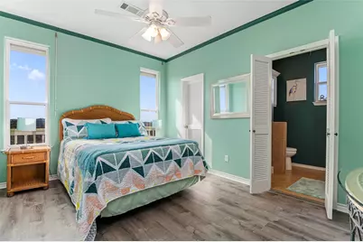 200 Mobile, Crystal Beach, TX 77650 - Photo 34