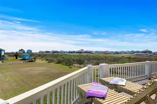 200 Mobile, Crystal Beach, TX 77650 - Photo 4