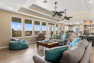 200 Mobile, Crystal Beach, TX 77650 - Photo 20