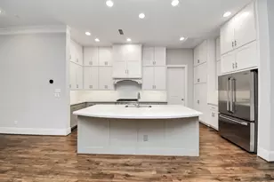 8609 Concord Trace, Houston, TX 77055 - Photo 10