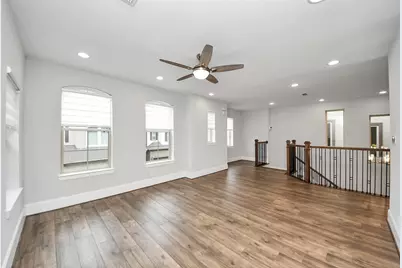 8609 Concord Trace, Houston, TX 77055 - Photo 32