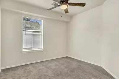 39 Camellia Grove Circle, The Woodlands, TX 77382 - Photo 10