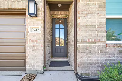 9747 Pettus Creek Drive, Cypress, TX 77433 - Photo 6