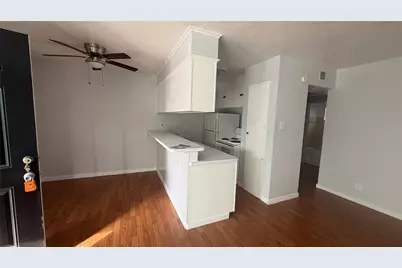 519 Branard St Street #10, Houston, TX 77006 - Photo 2