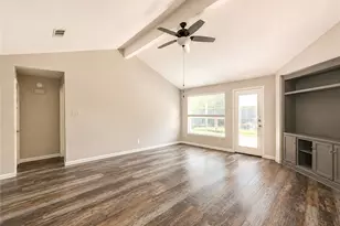 12710 Fenimore Ct, Sugar Land, TX 77478 - Photo 4