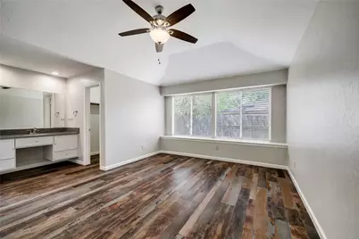 12710 Fenimore Court, Sugar Land, TX 77478 - Photo 8