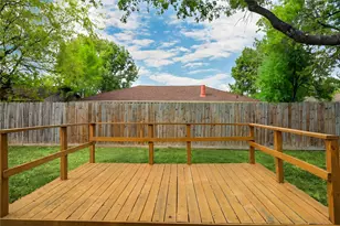 12710 Fenimore Ct, Sugar Land, TX 77478 - Photo 14
