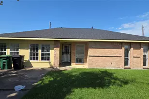 12623 Chiswick Rd, Houston, TX 77047 - Photo 2