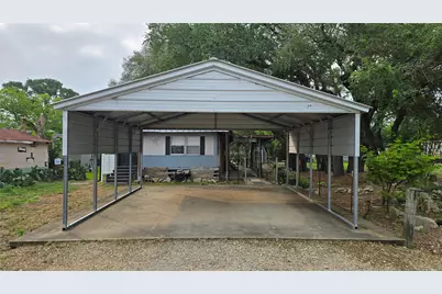 78 Avenue D, Van Vleck, TX 77482 - Photo 2