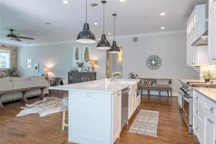 118 6th St, Sugar Land, TX 77498 - Photo 6