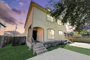 10217 Teneha Dr, Houston, TX 77033 - Photo 1