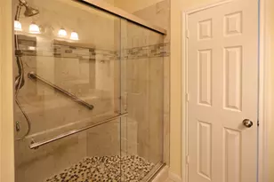 1105 Isabella Blvd, Angleton, TX 77515 - Photo 26