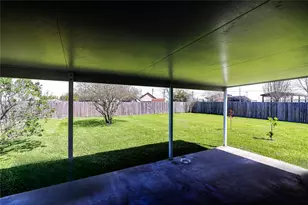 1105 Isabella Blvd, Angleton, TX 77515 - Photo 32