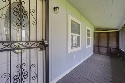 2281 Des Jardines Street, Houston, TX 77023 - Photo 4