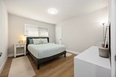 12119 Spring Grove Drive, Houston, TX 77099 - Photo 20
