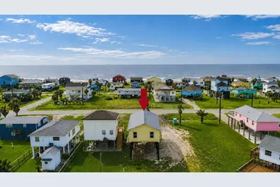 314 Surf Dr, Surfside Beach, TX 77541 - Photo 2