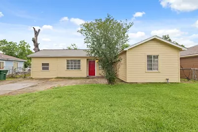 9133 Woodlyn Road, Houston, TX 77078 - Photo 1