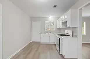 9133 Woodlyn Rd, Houston, TX 77078 - Photo 4