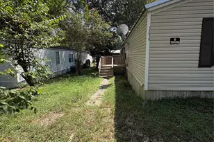 12619 Lazy Cove Dr, Willis, TX 77318 - Photo 2